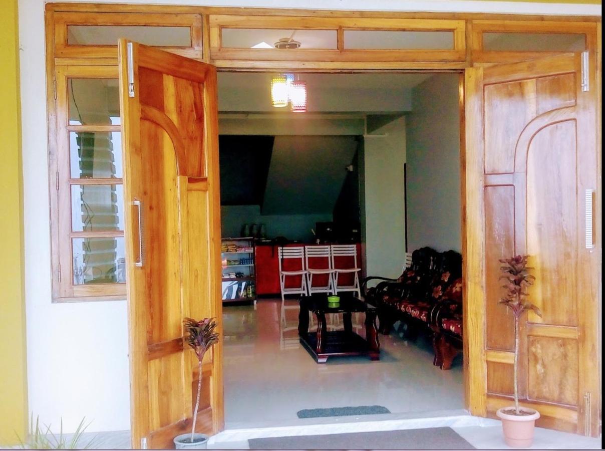 Breiancy Holiday Inn Cherrapunji Exterior foto